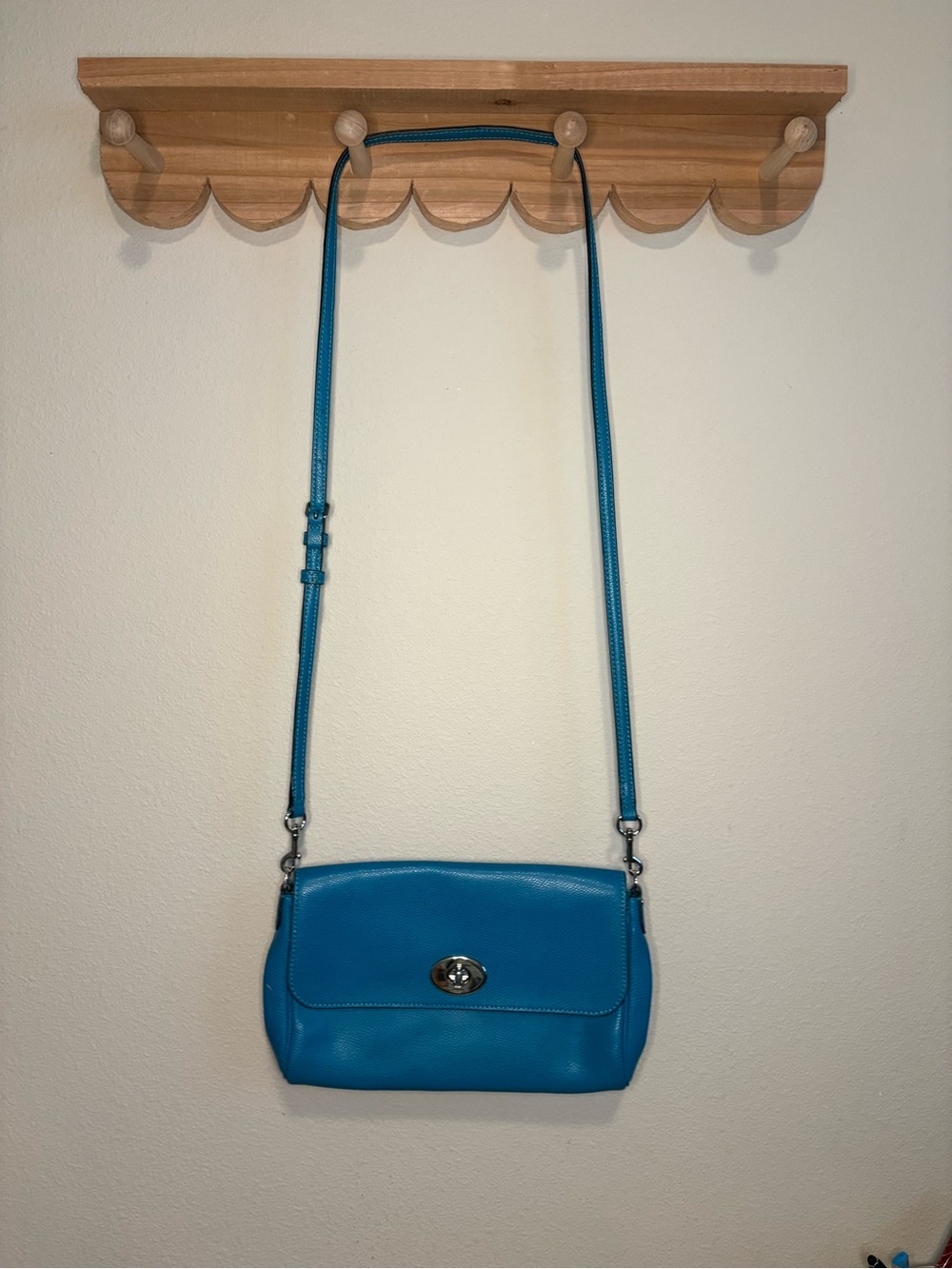 Coach Turquoise Leather Turn-Lock Crossbody Bag